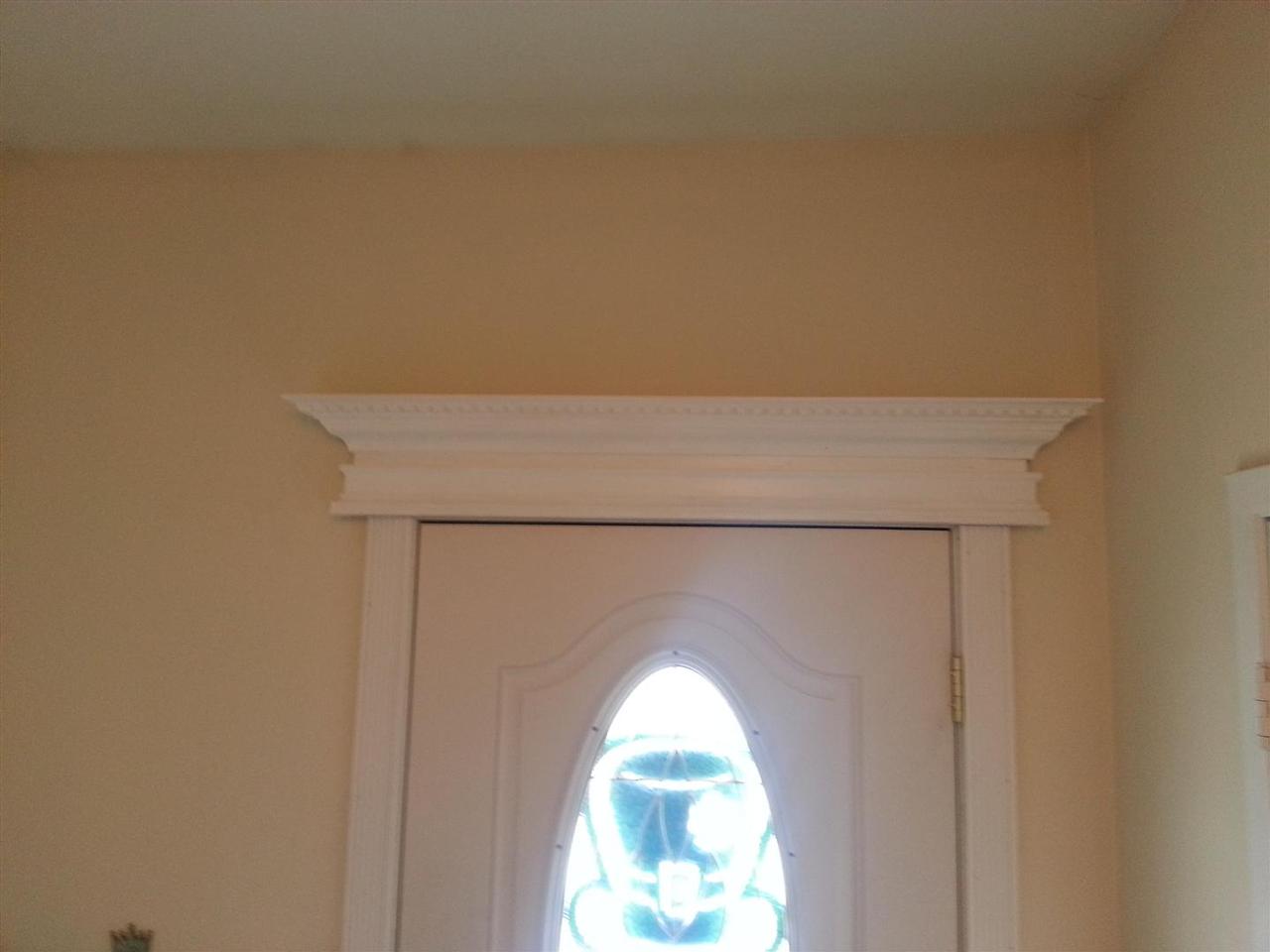 Bad Renovations Hallway Facelift
